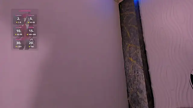 Raven_Rouge_ webcam