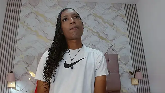 Mia_Hiills webcam