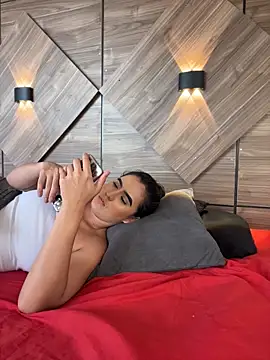 SaraaBellini webcam