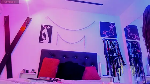 Beverly_Madison_ webcam