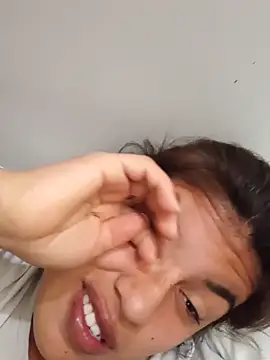 Anamaria-24 webcam