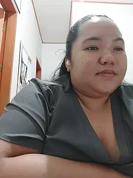LianaCruzado webcam