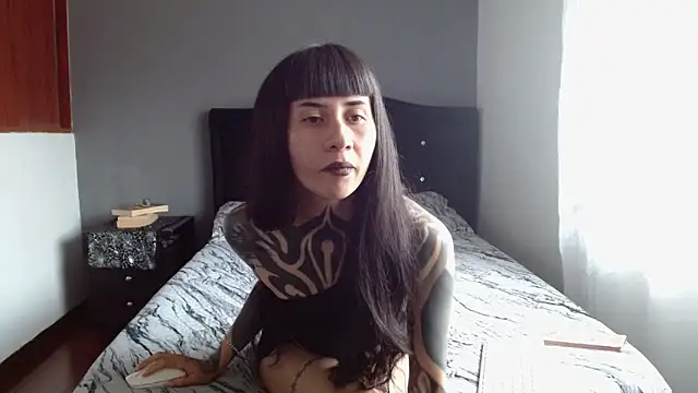 Emilia_1995 webcam