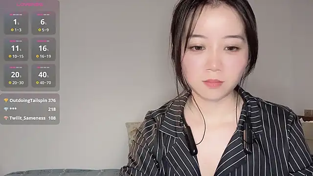 77-Vicky webcam