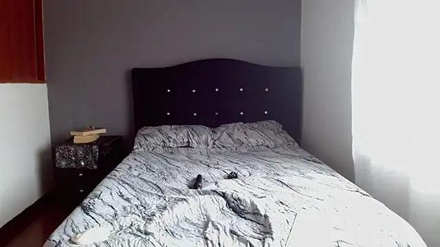 Emilia_1995 webcam
