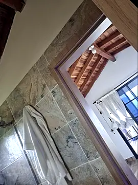 MariaPau_83 webcam