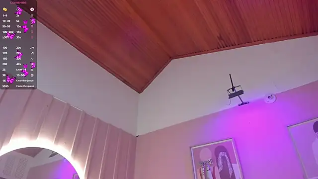 elodie_walker webcam