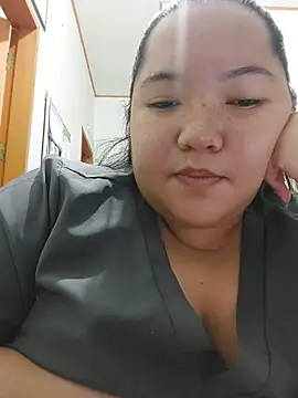 LianaCruzado webcam