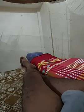 indian_cheesy-boss - INDIAN_CHEESY-BOSS's free webcam - UK Sex Cams