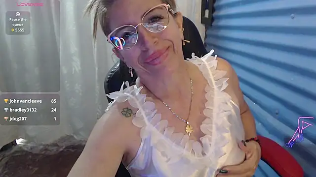 Chayla_Ruiz webcam