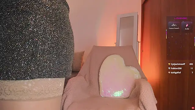 whitneyhot webcam