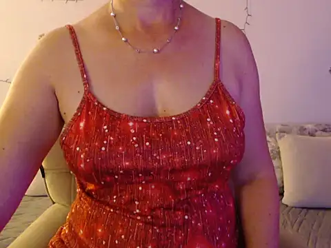 YourfantasyGiuly webcam