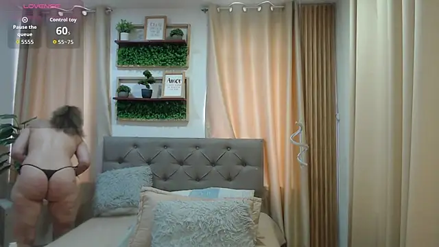 sasi_luna webcam