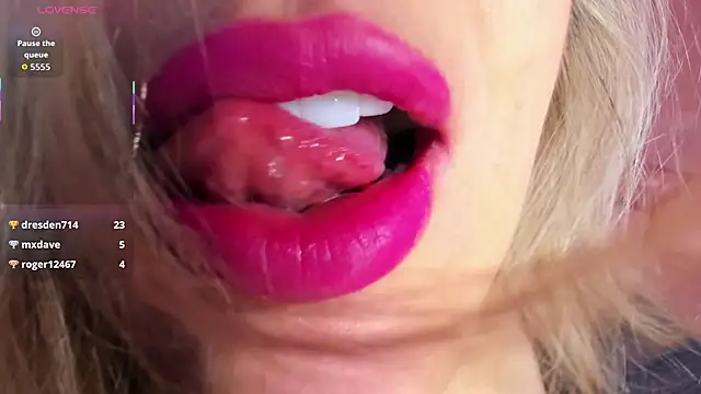 angel_vibes_ webcam