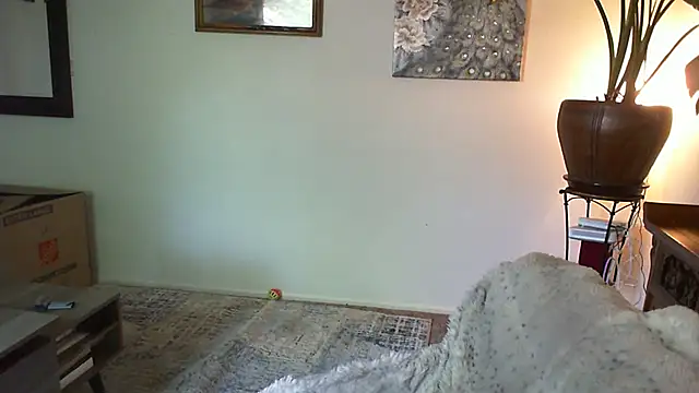 CeceilaMoon webcam