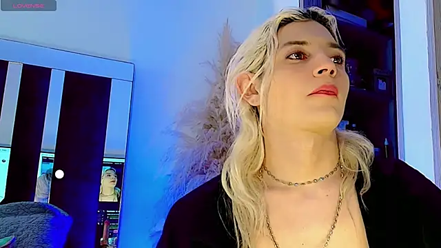 honey_skin webcam