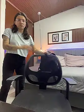 karlamorris_ webcam