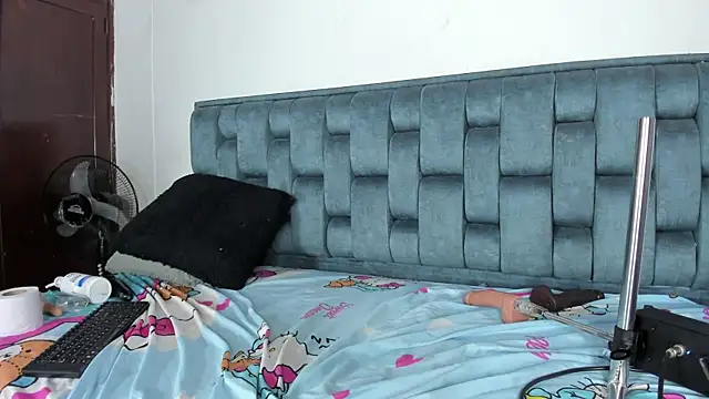 Emma_Evelyn webcam