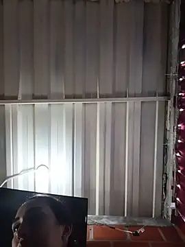 ifeelverywet_andhot webcam