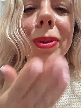 Irina3718 webcam