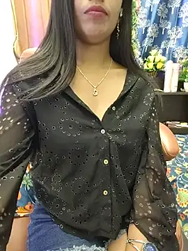 priya_26 webcam