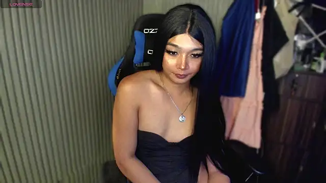 TrinityFucksYou webcam