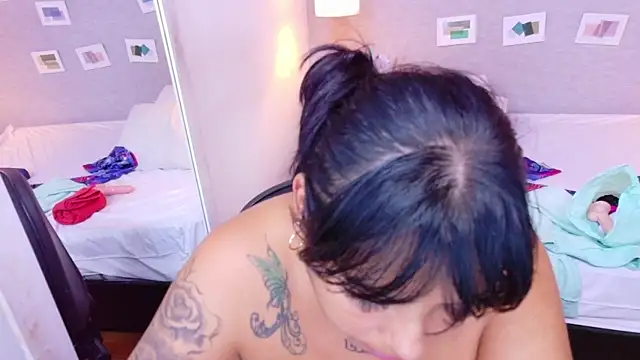 fat_naughtyass webcam