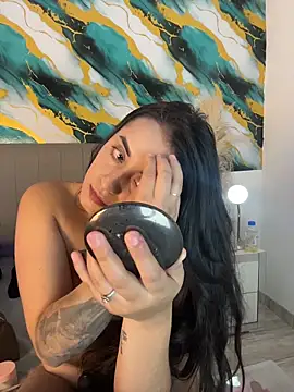 Antonella_Julieta webcam