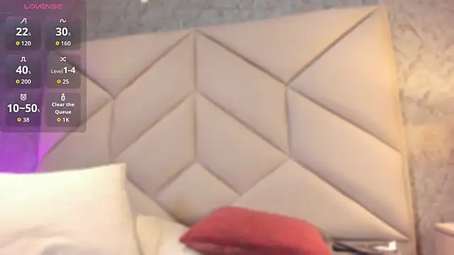 Watch mell_muller live on EroticFlix - High definition streams