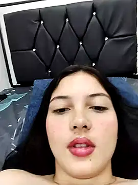 Valeria_allurin webcam