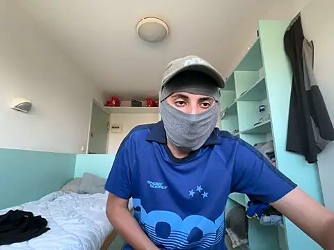Rebeu_77 webcam