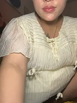 Lina-Naughty webcam