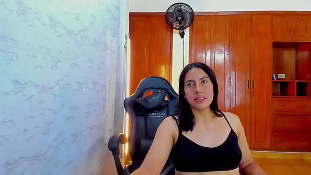 Soffy_and_Emily webcam