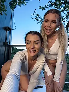 chloenyx webcam