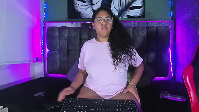 AshelyJenner webcam