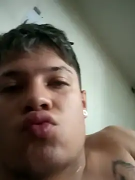 liam_hot77 webcam