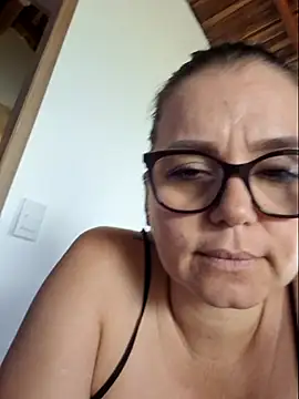 MariaPau_83 webcam