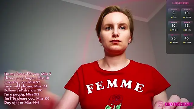 KinkyMissCherry webcam