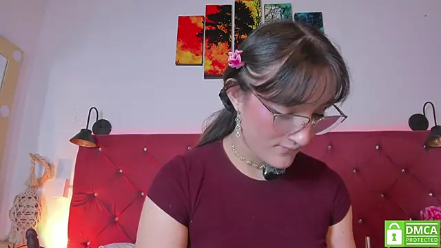 Watch Ruth_harvey_ live on EroticFlix - High definition streams