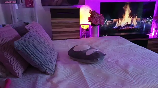 OriannaFox webcam
