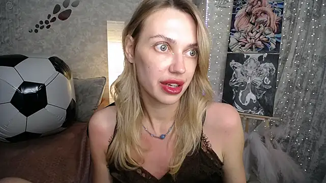 NickyAdamidi webcam