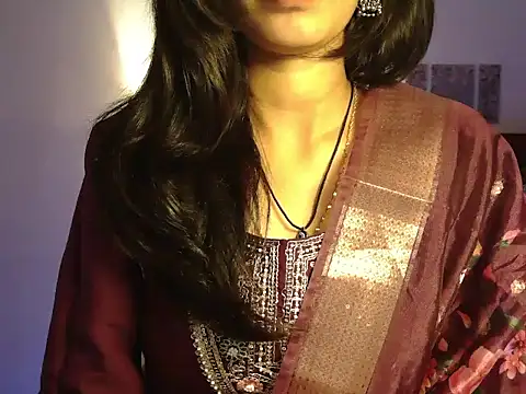 moksha_ (F young) - Show Me Eyes 🧿😘Babe