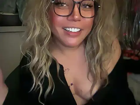 caligirlnikita webcam