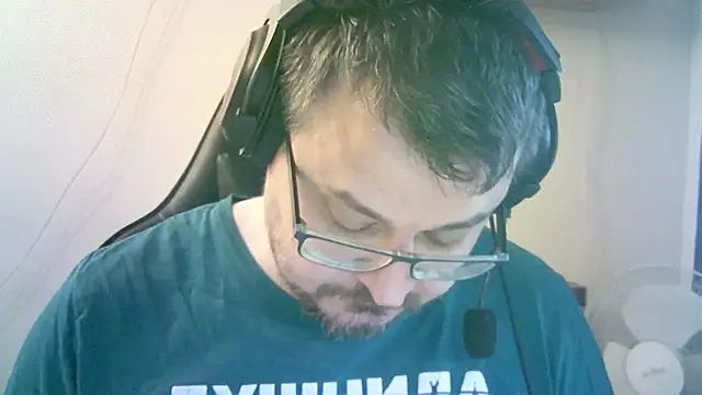 SirAbuser webcam
