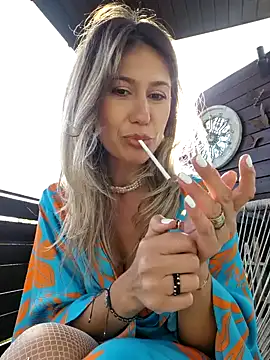 CelynaRoss webcam