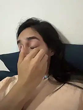 leilani_X webcam
