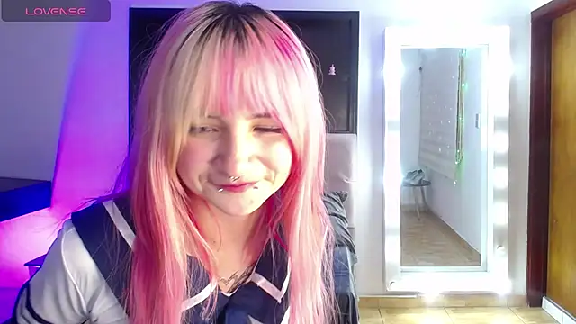 _Charlotte_Collins_ webcam