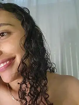 lucy_marin (F young) - totally naked   pussy + saliva