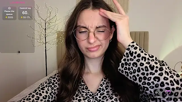 Real_cutie1 webcam