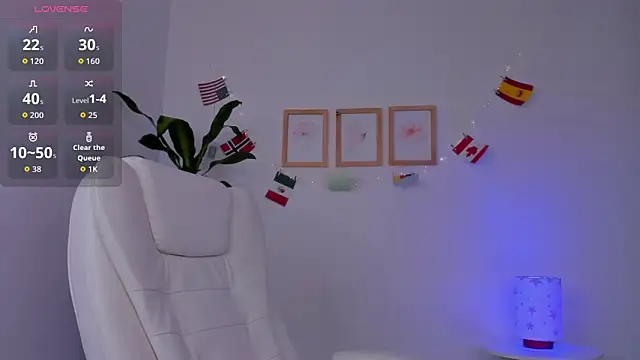 isabella_moss (F teen) - remove top